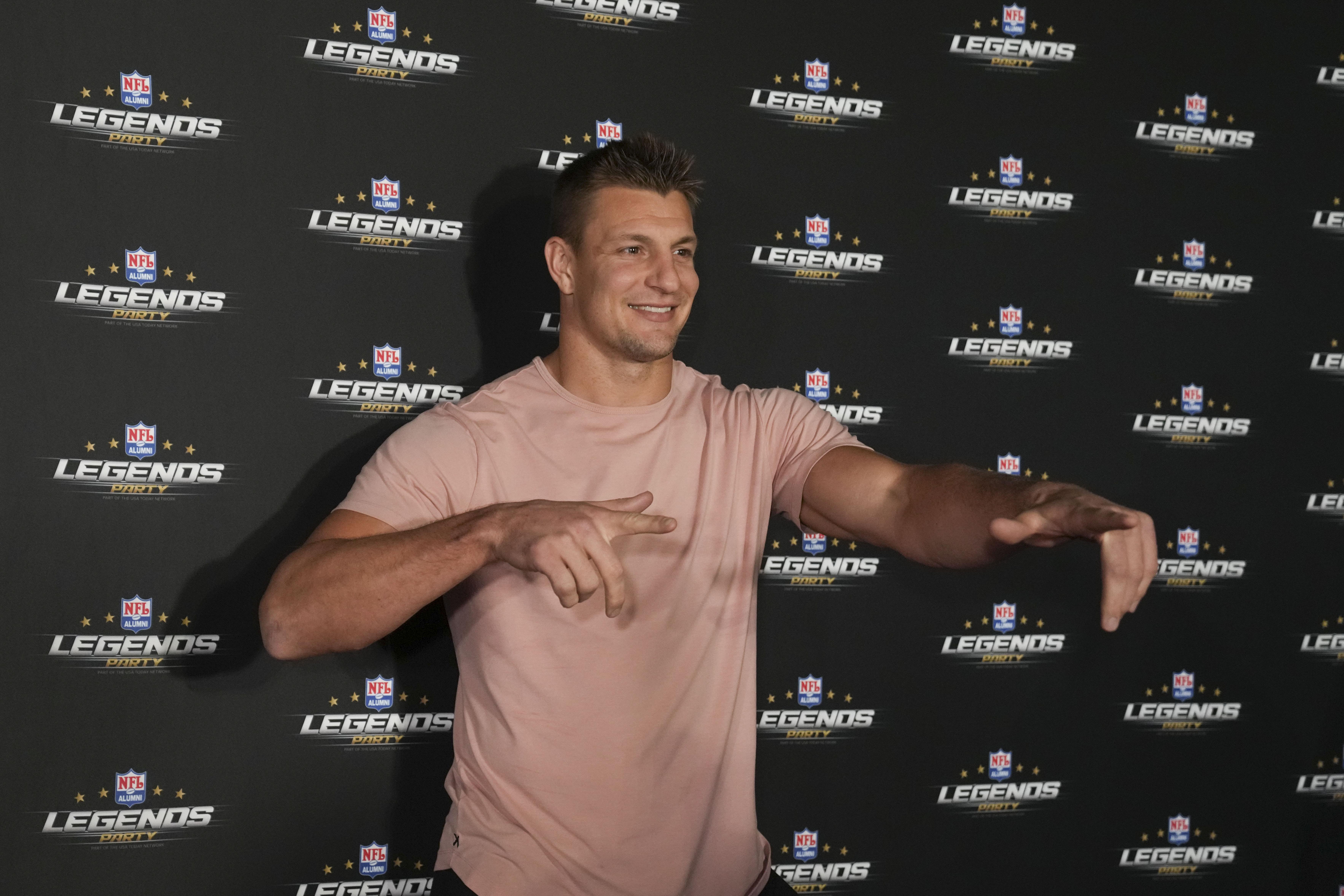 Rob Gronkowski FanDuel Commercial: Gronk to Kick $10 Million Field Goal Live During Super Bowl