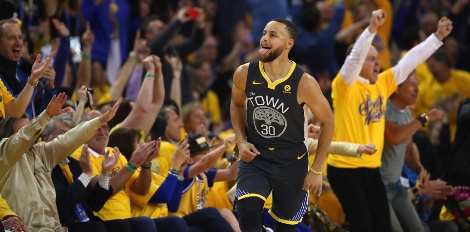 Magic Johnson says Stephen Curry should win 2022 Finals MVP regardless of  series outcome - Lakers Daily