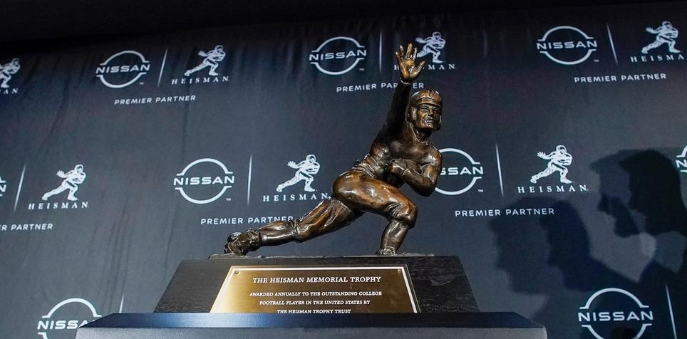 Heisman Trophy Ceremony: Date, Time, Outlook for Finalists