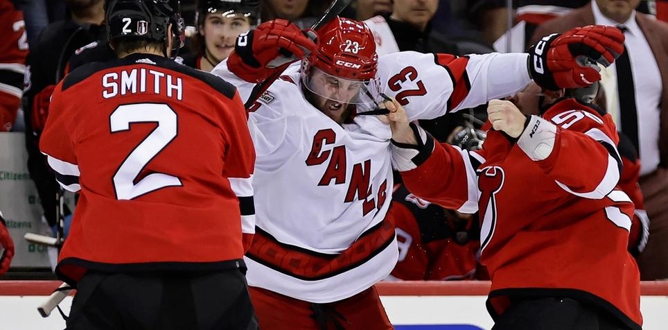 New Jersey Devils vs. Chicago Blackhawks odds, tips and betting trends