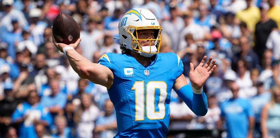 Raiders-Chargers odds: Opening odds, spread, moneyline, over/under