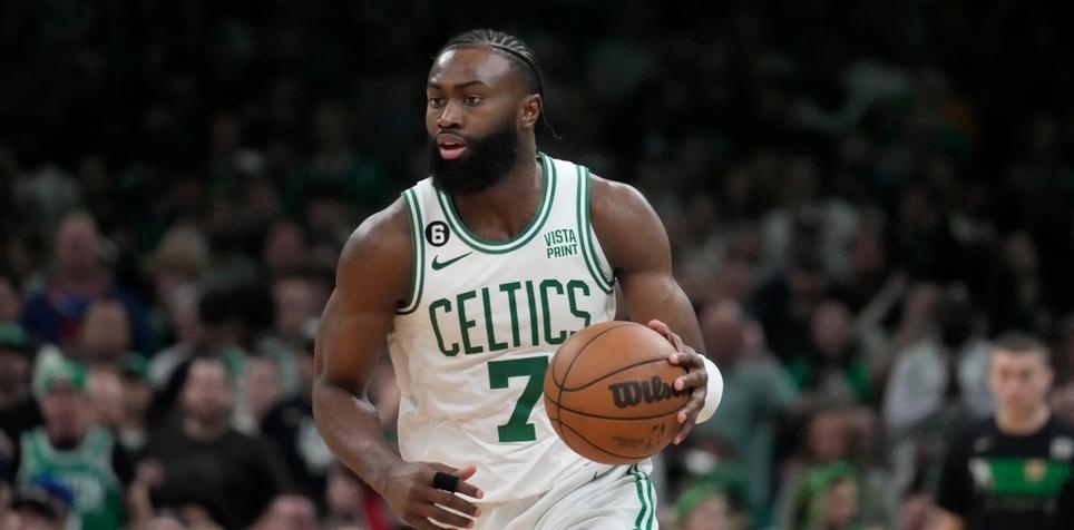 Celtics Ink Jaylen Brown to 5-Year, $304 Million Supermax Contract Extension