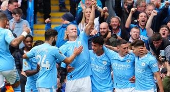 EPL Title Odds: Manchester City Are in the Driver's Seat
