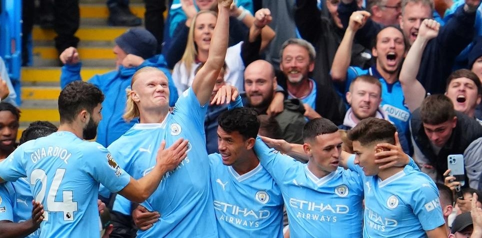 Premier League Betting Picks for Matchweek 10: Will City Roll in the Manchester Derby?