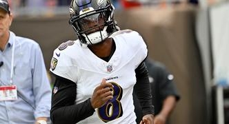Lamar Jackson Fantasy Week 5: Projections, Points and Stats vs. Steelers