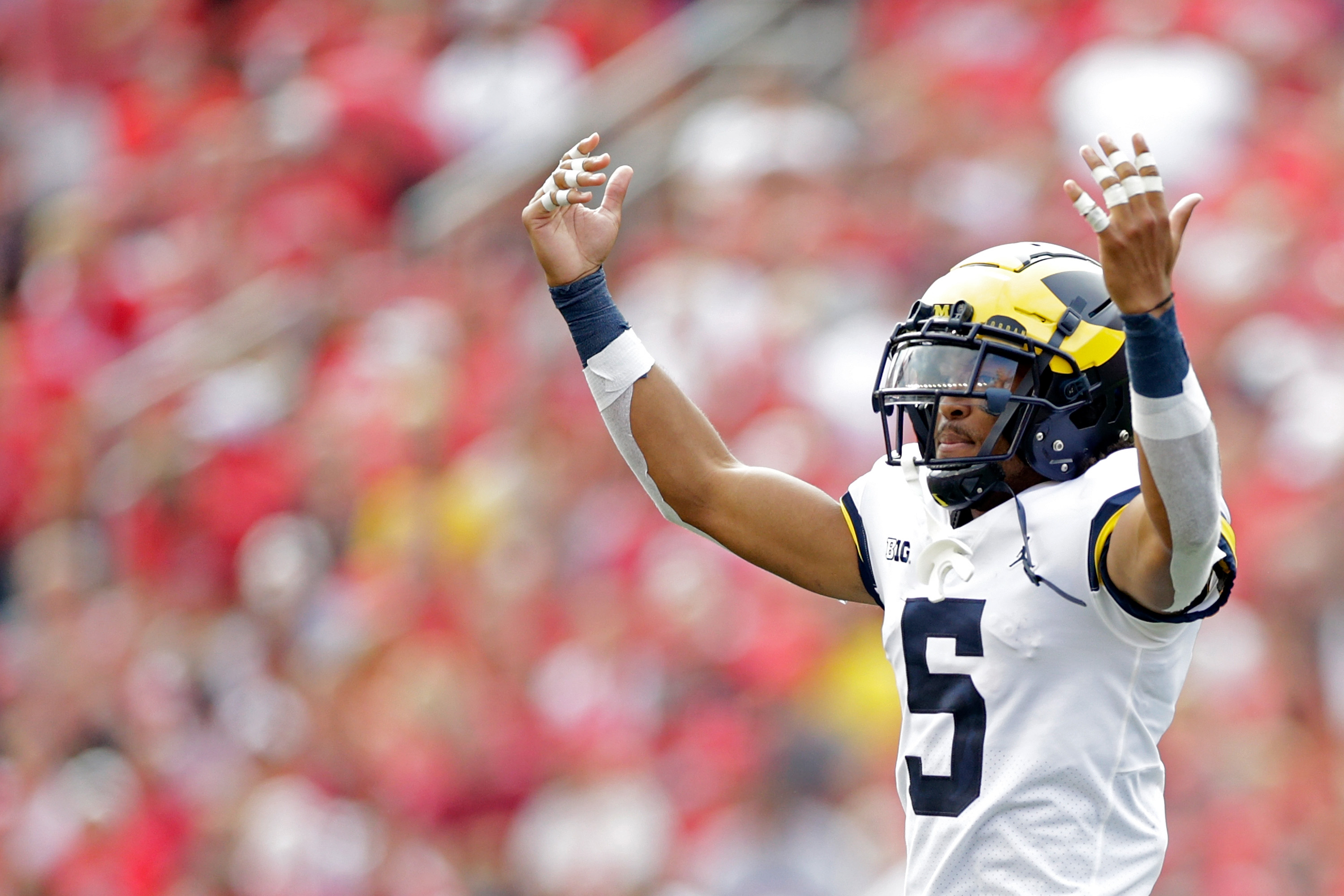 Michigan vs Nebraska Point Spread, Over/Under, Moneyline and Betting Trends for College Football Week 6 Game