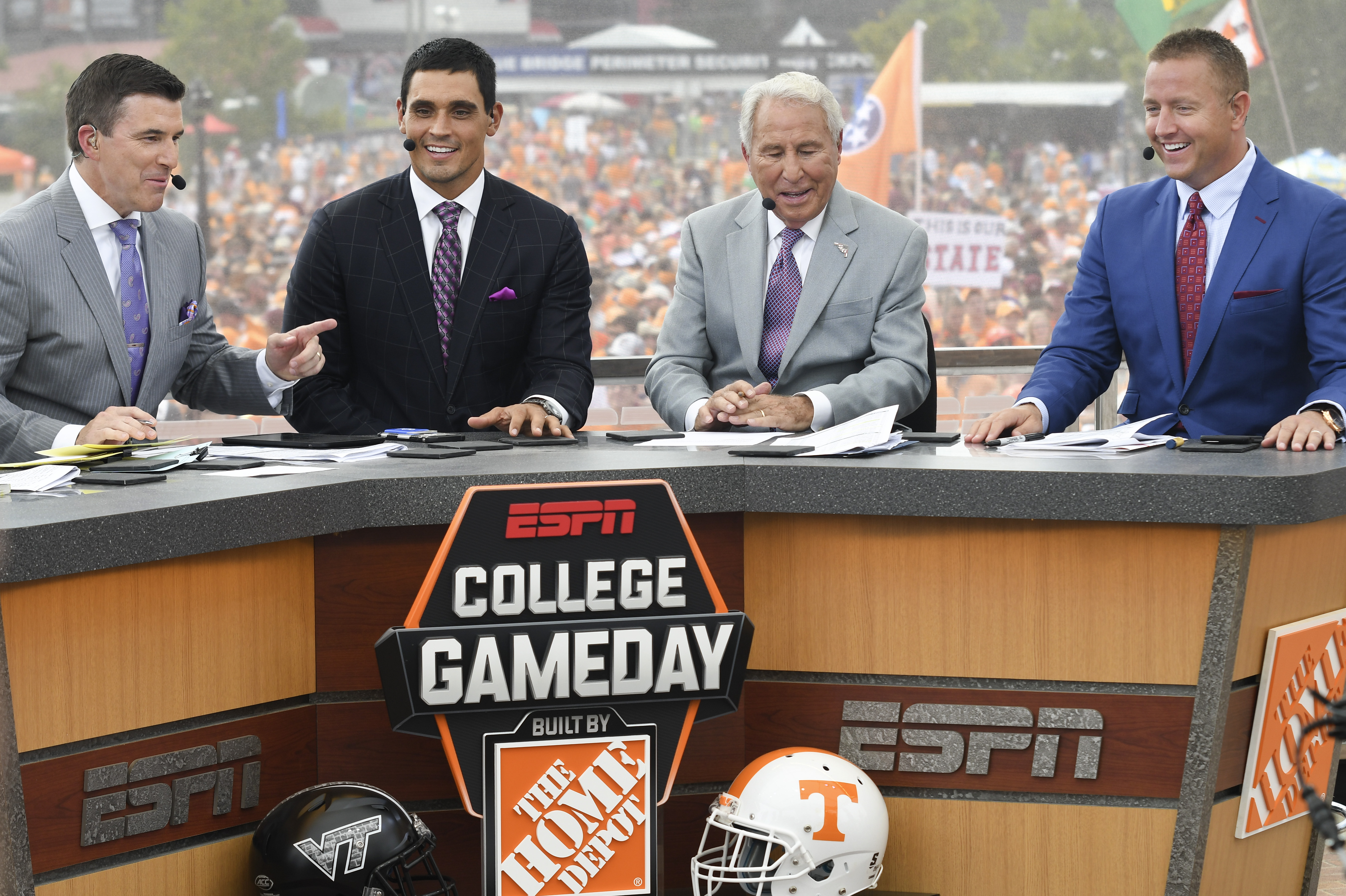 ESPN College GameDay Crew Picks and Predictions for Week 10 With Guest Picker Nick Lachey