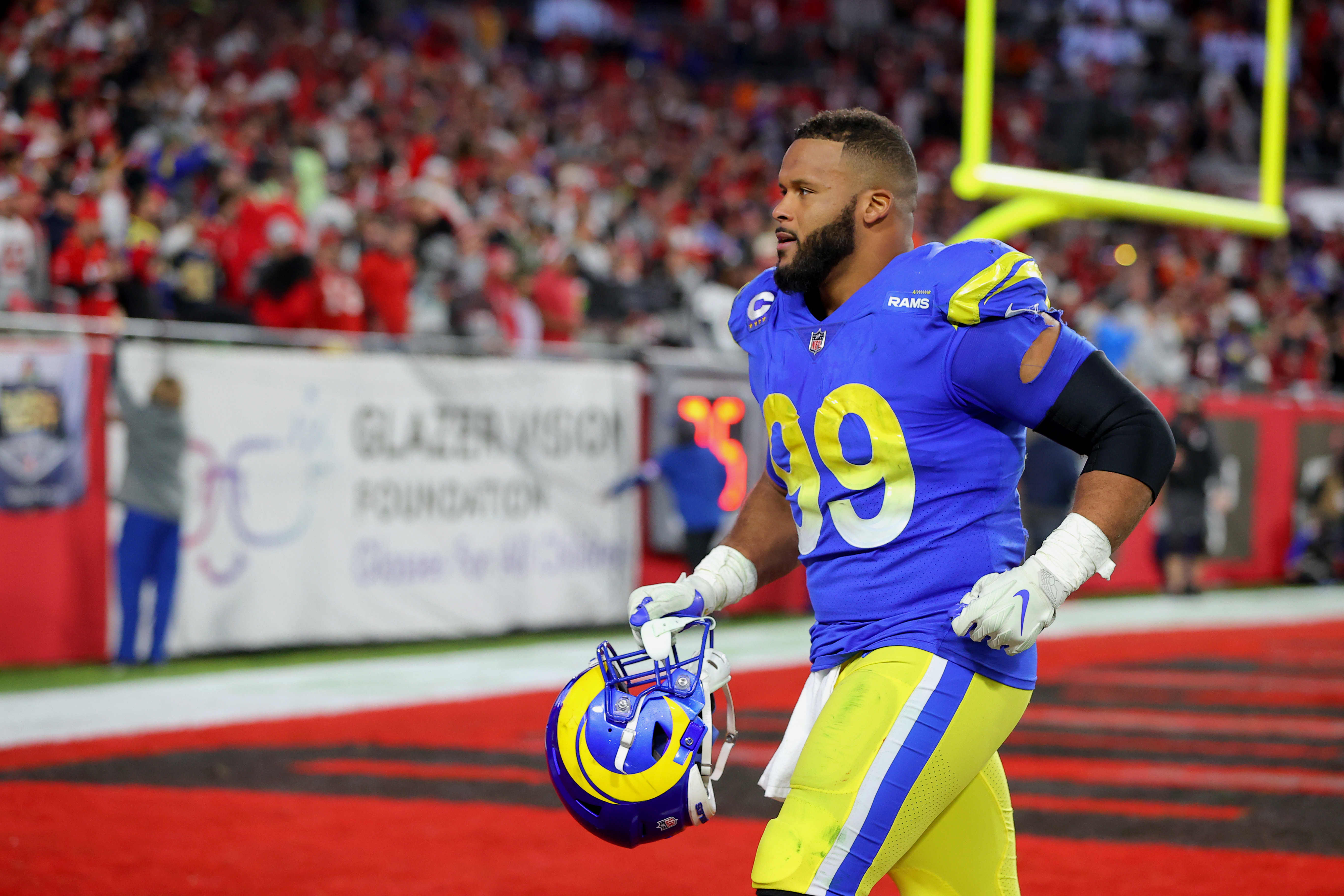 Aaron Donald Stats, Bio, Super Bowl History, Contract, Career Earnings and More Ahead of Super Bowl 56 in 2022