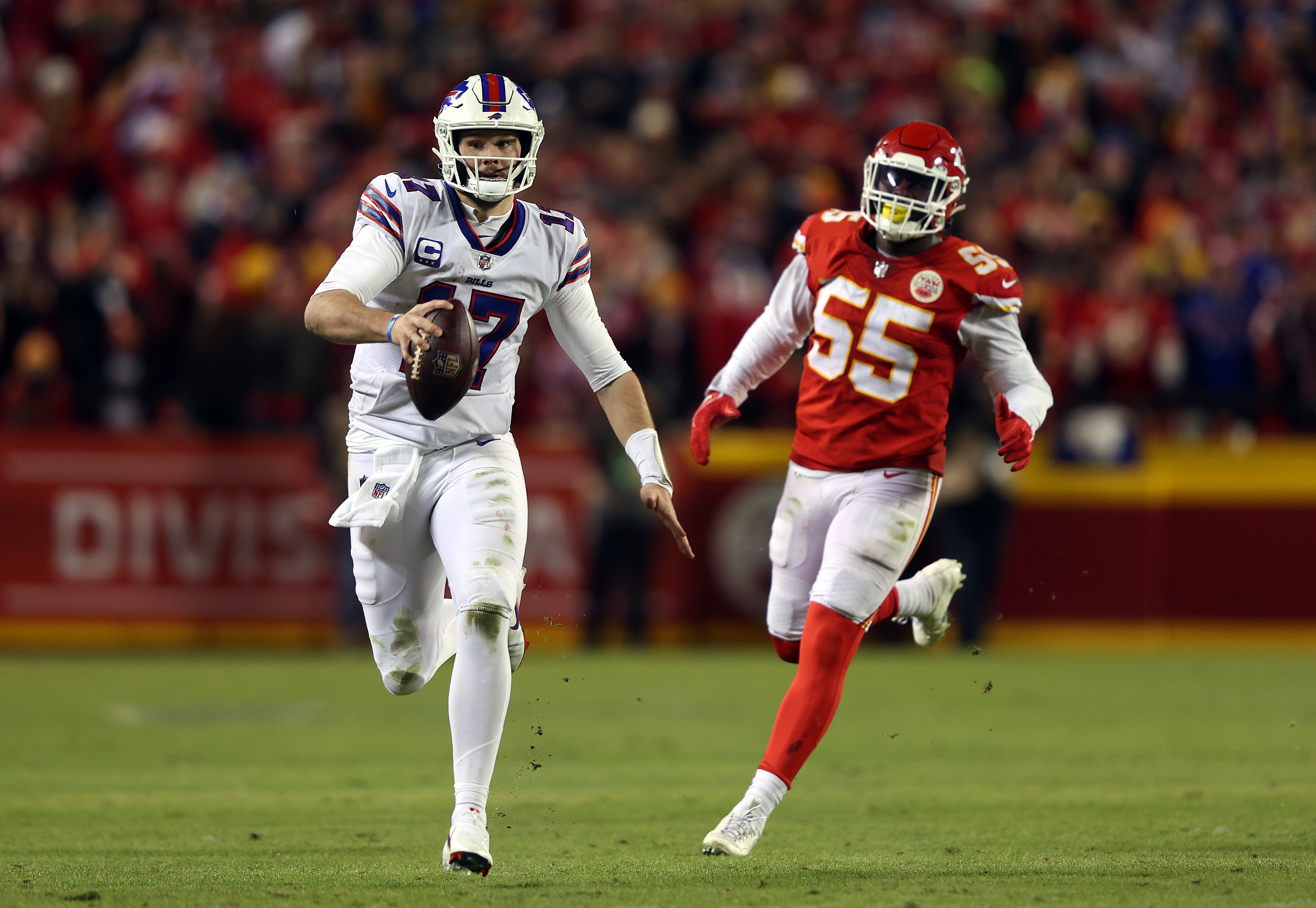 Super Bowl 2023 Odds: Chiefs, Bills Listed as Favorites for Next Year's Super Bowl LVII