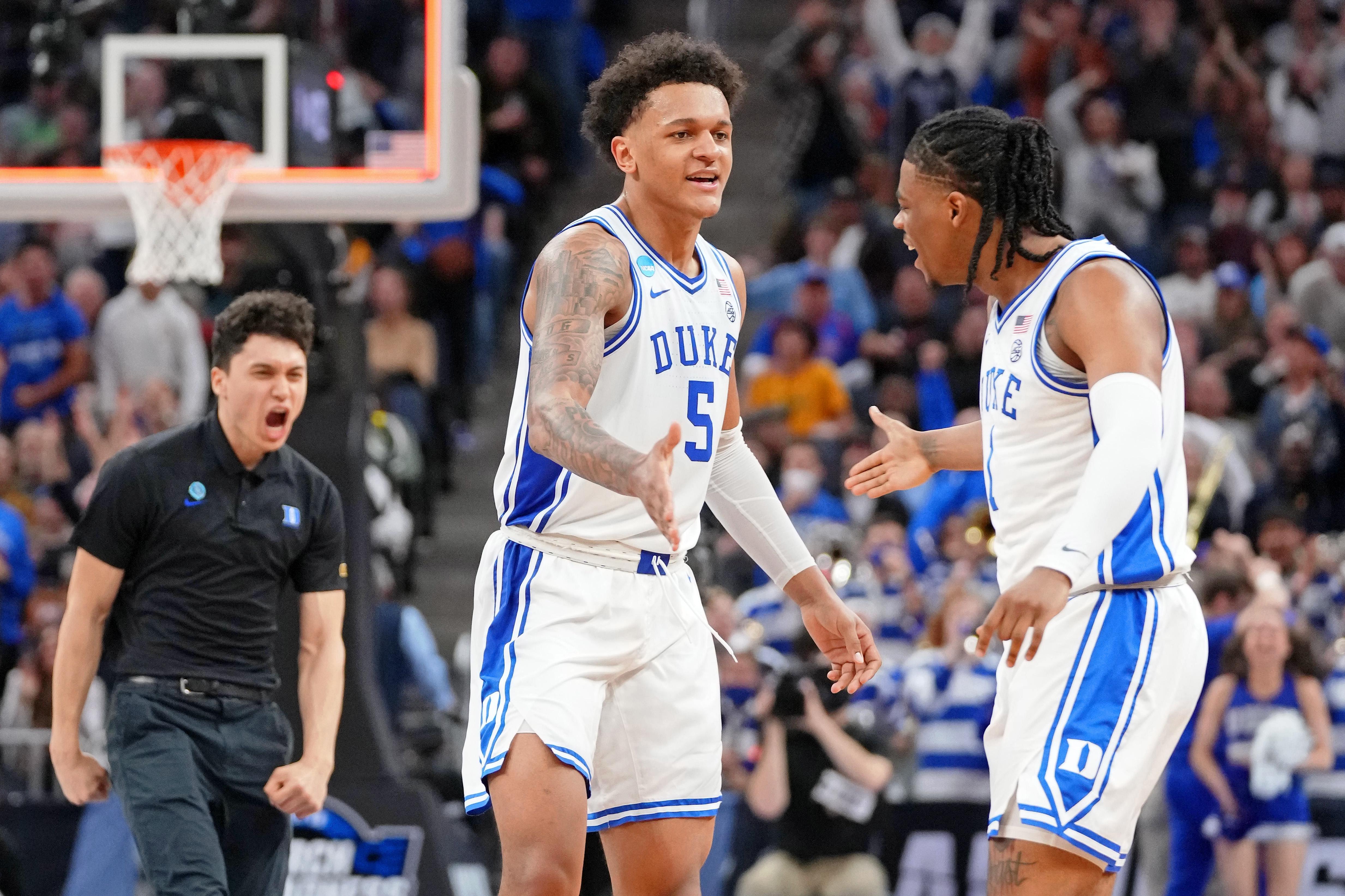 Duke vs UNC Prediction, Odds, Moneyline, Spread & Over/Under for April 2 NCAA Tournament Final 4 Game