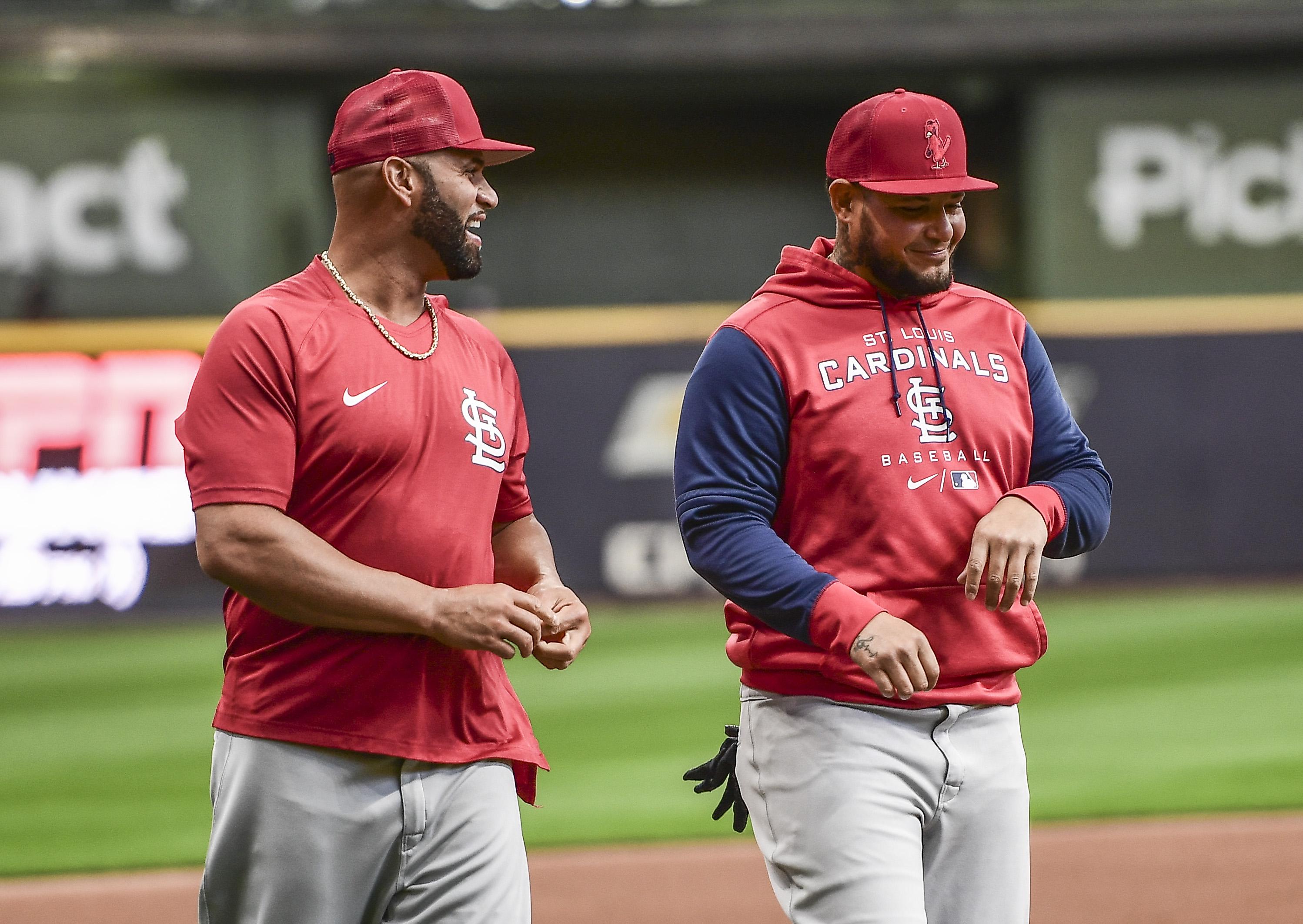 Mets Honor Albert Pujols, Yadier Molina With Classy Pregame Gesture