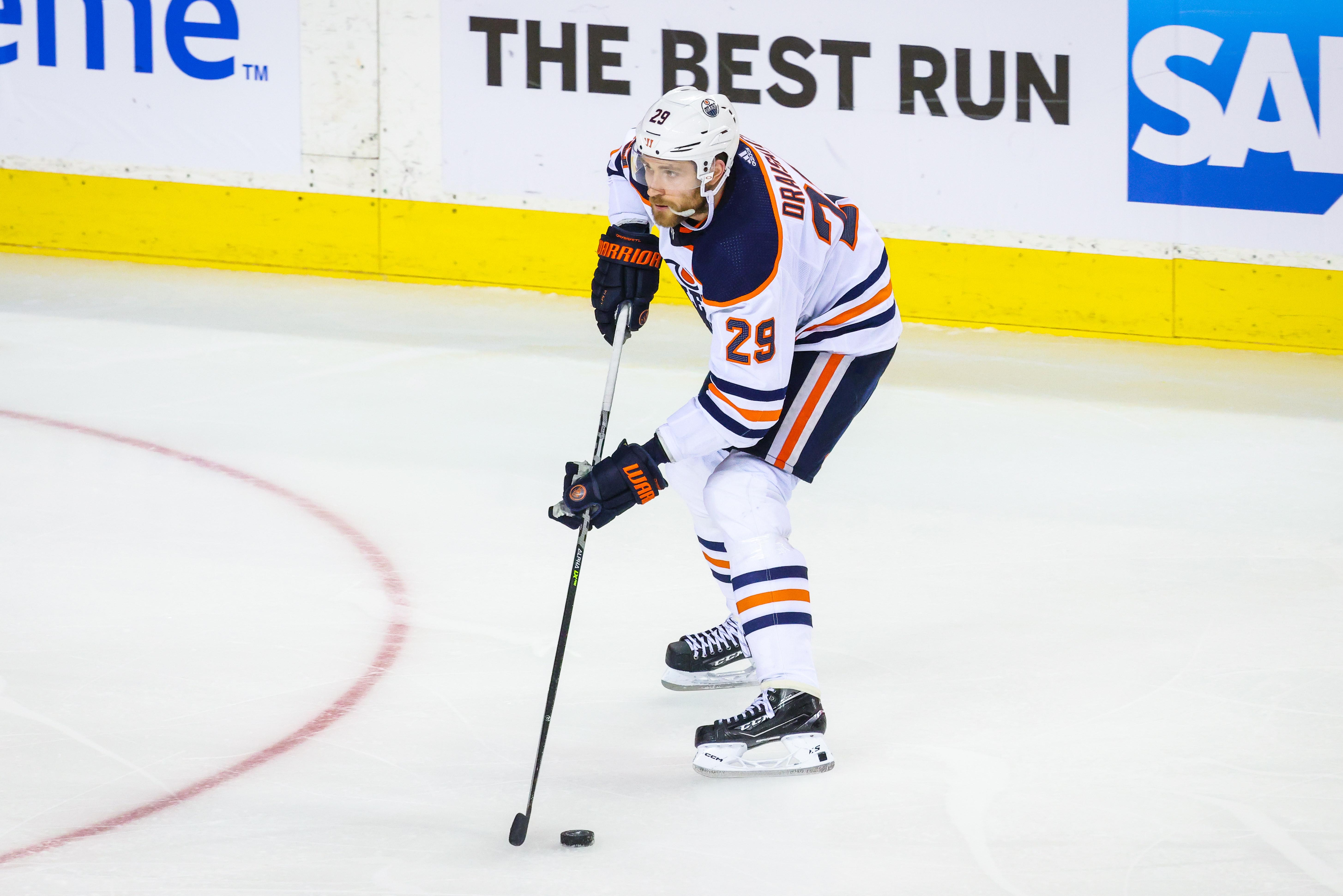 Avalanche vs Oilers Prediction, Odds, Moneyline, Spread & Over/Under for Stanley Cup Semifinals Game 1