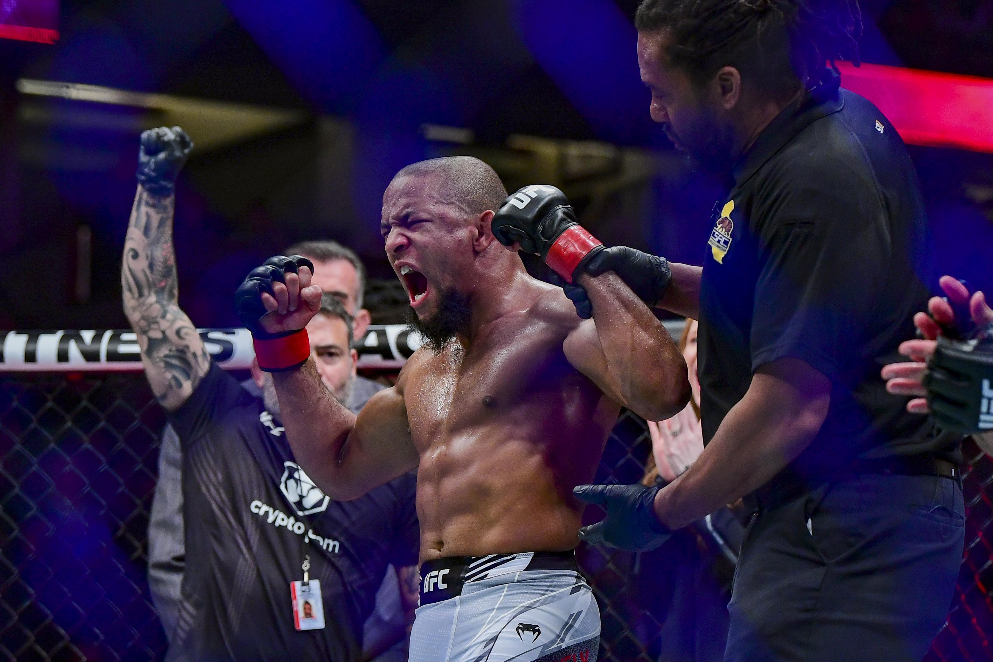 Tony Gravely vs. Johnny Munoz Jr. Odds, Prediction, Fight Info & Betting For UFC Vegas 56 on FanDuel Sportsbook