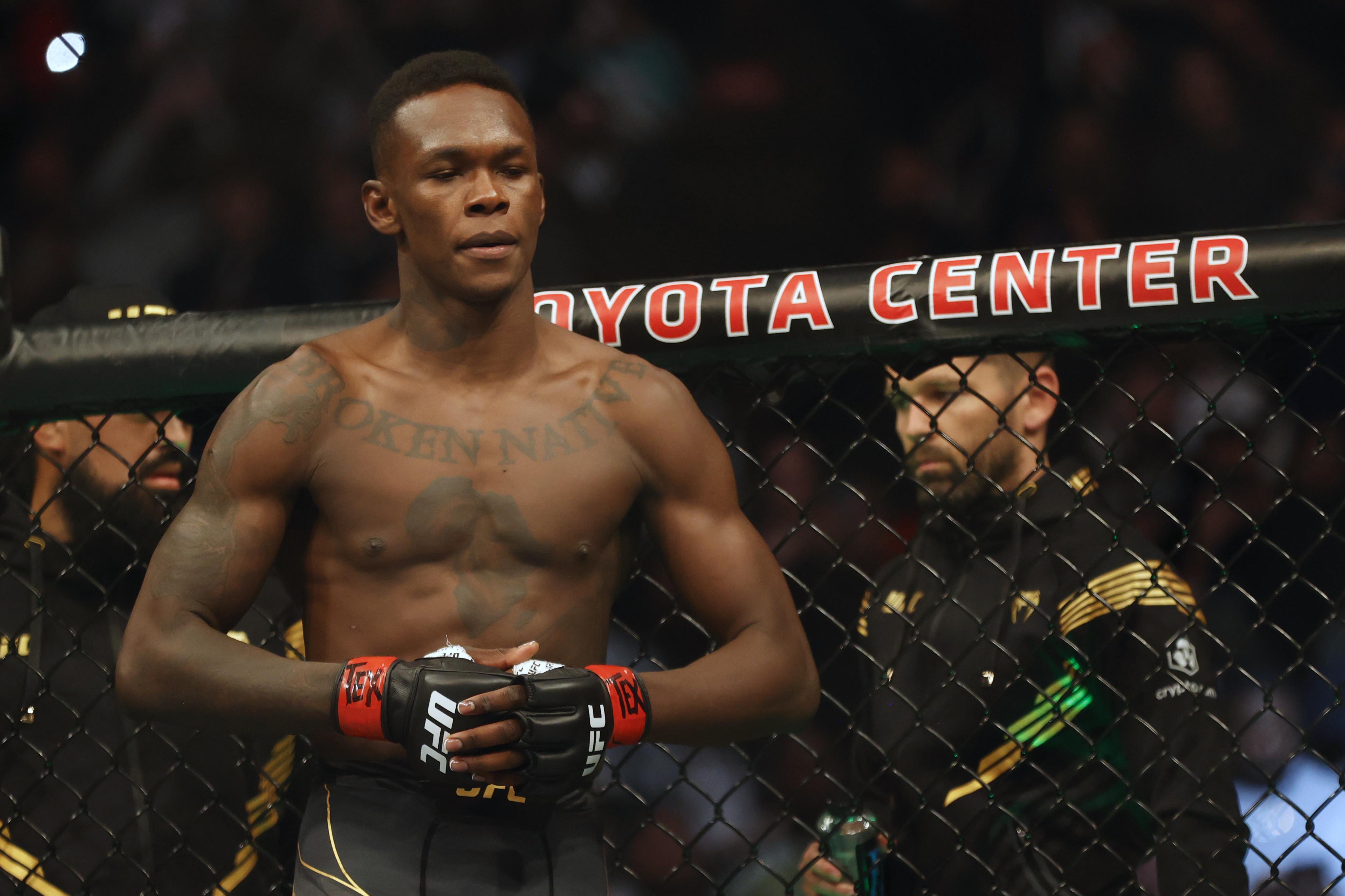 Israel Adesanya vs Jared Cannonier Odds, Prediction, Fight Info & Betting For UFC 276 on FanDuel Sportsbook