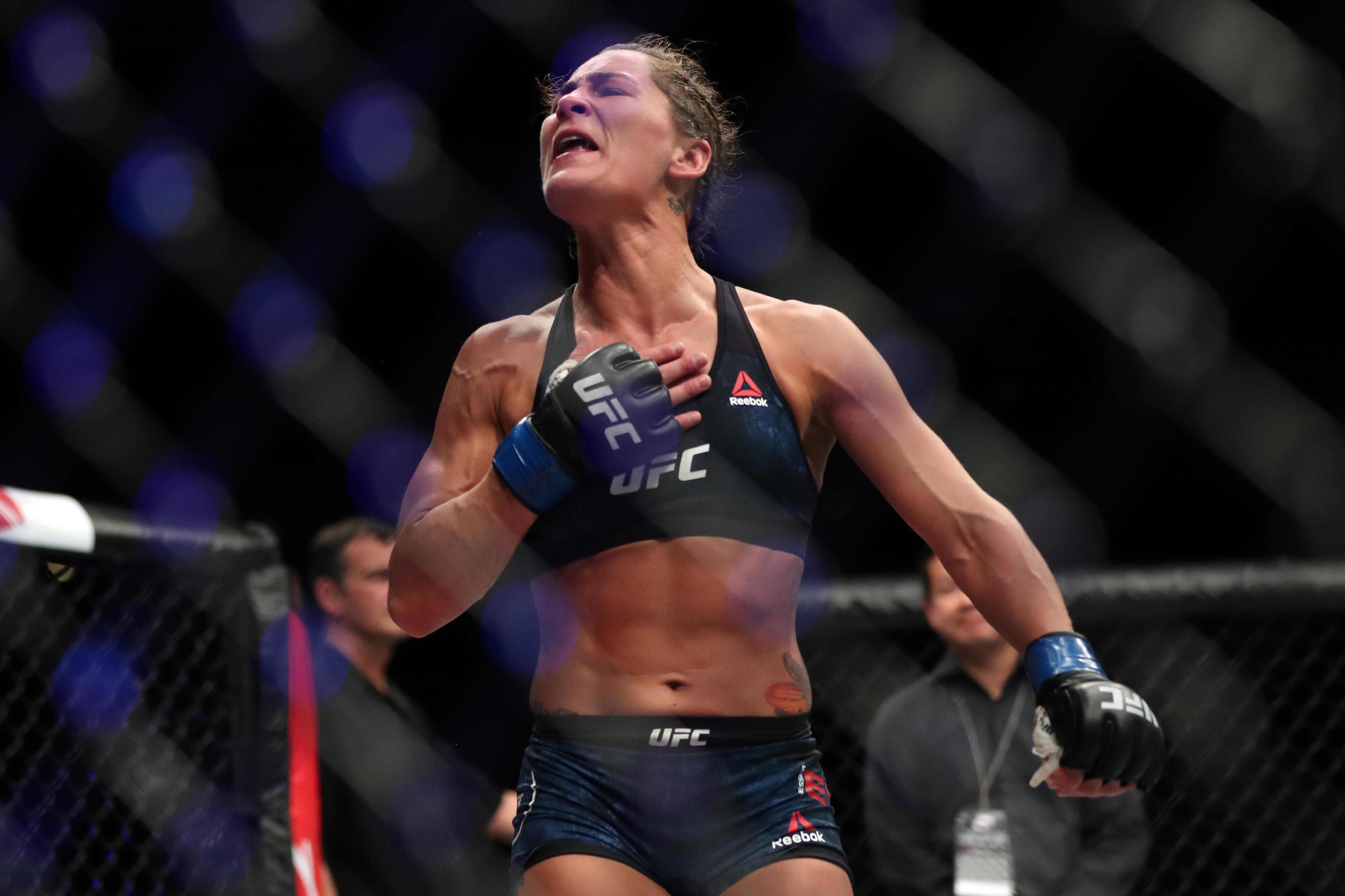 Jessica-Rose Clark vs Julija Stoliarenko Odds, Prediction, Fight Info & Betting for UFC 276 on FanDuel Sportsbook