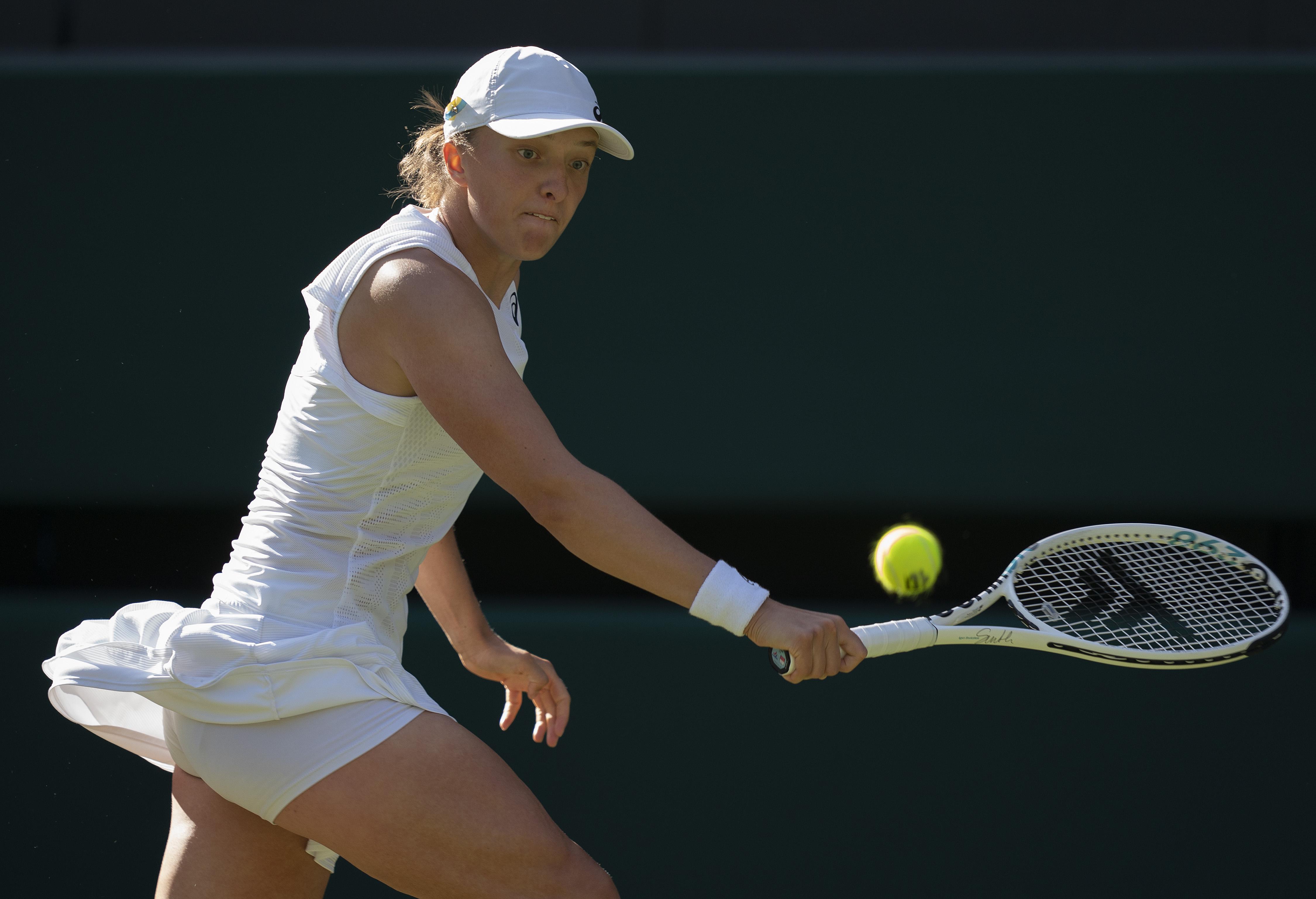 Iga Swiatek vs Alize Cornet Odds, Prediction and Betting Trends for 2022 Wimbledon Women's Round 3 Match