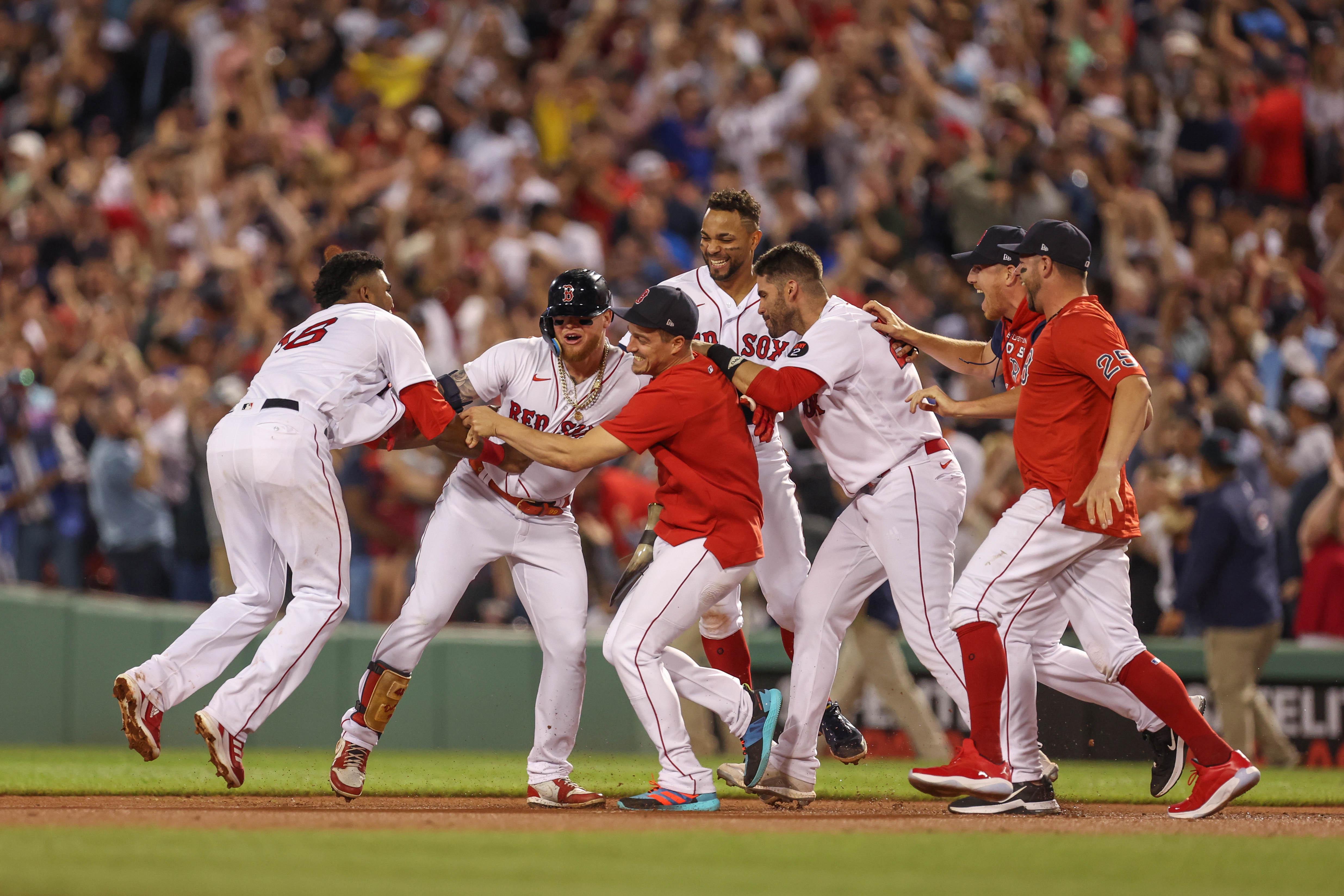 Yankees vs Red Sox Prediction, Odds, Moneyline, Spread & Over/Under for July 10