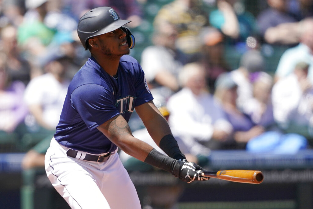 VIDEO: Kyle Lewis Makes Case for Injury Return With Power Display