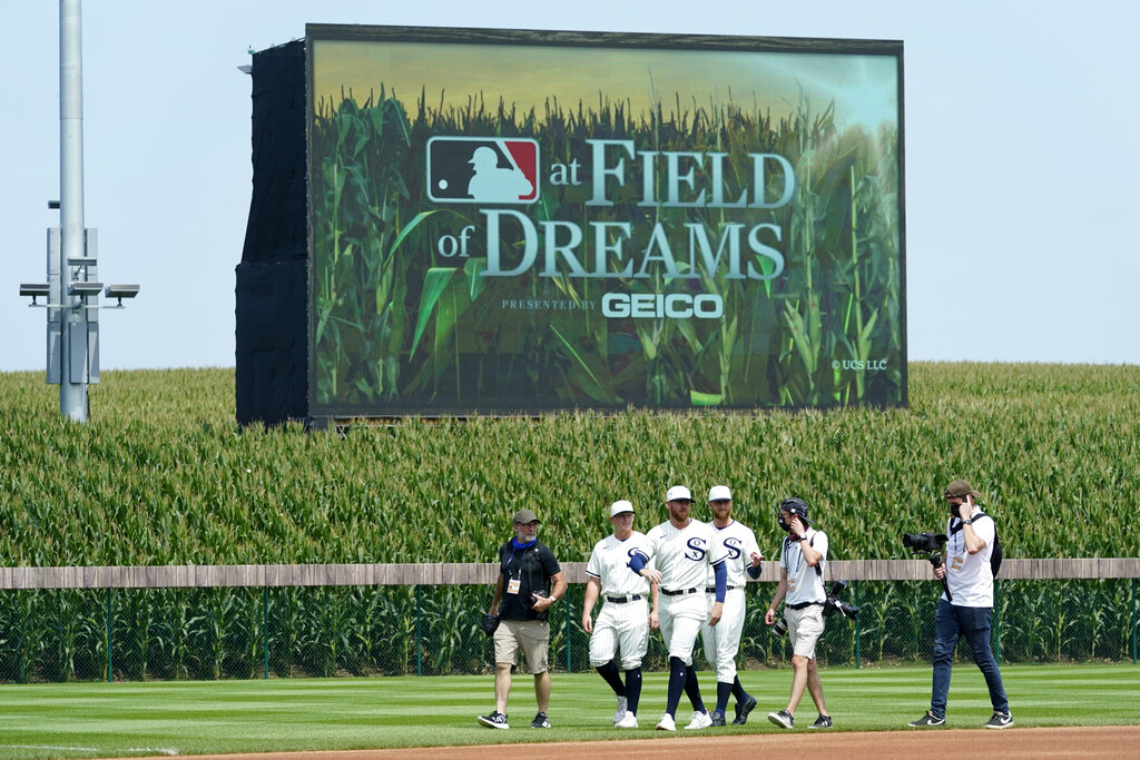 Field of Dreams Game 2022