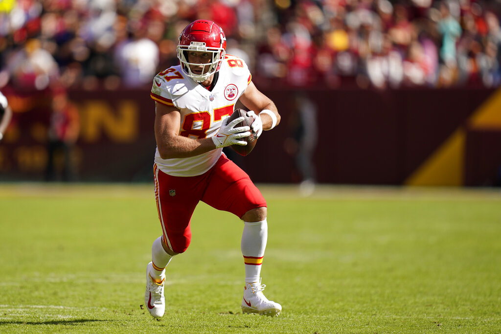Best Same-Game Parlay for Bengals vs Chiefs (Kelce Finds Paydirt, Burrow  Torches Kansas City Secondary)