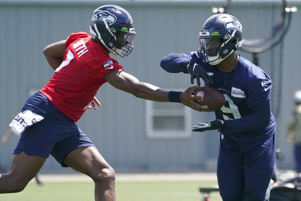 Ken Walker III Fantasy Football Outlook 2022 (Will He Take Over the Seattle Backfield?)