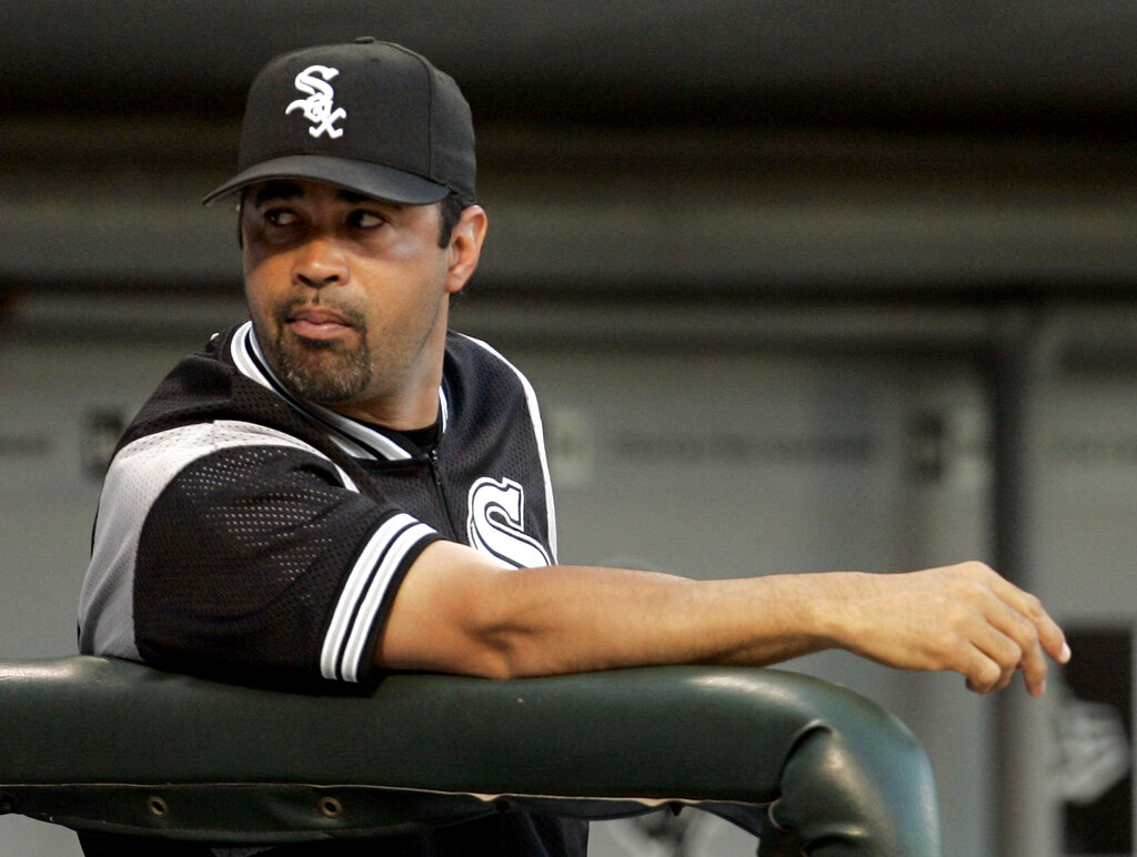 White Sox Owner Dodges Question on Ozzie Guillen Rumors