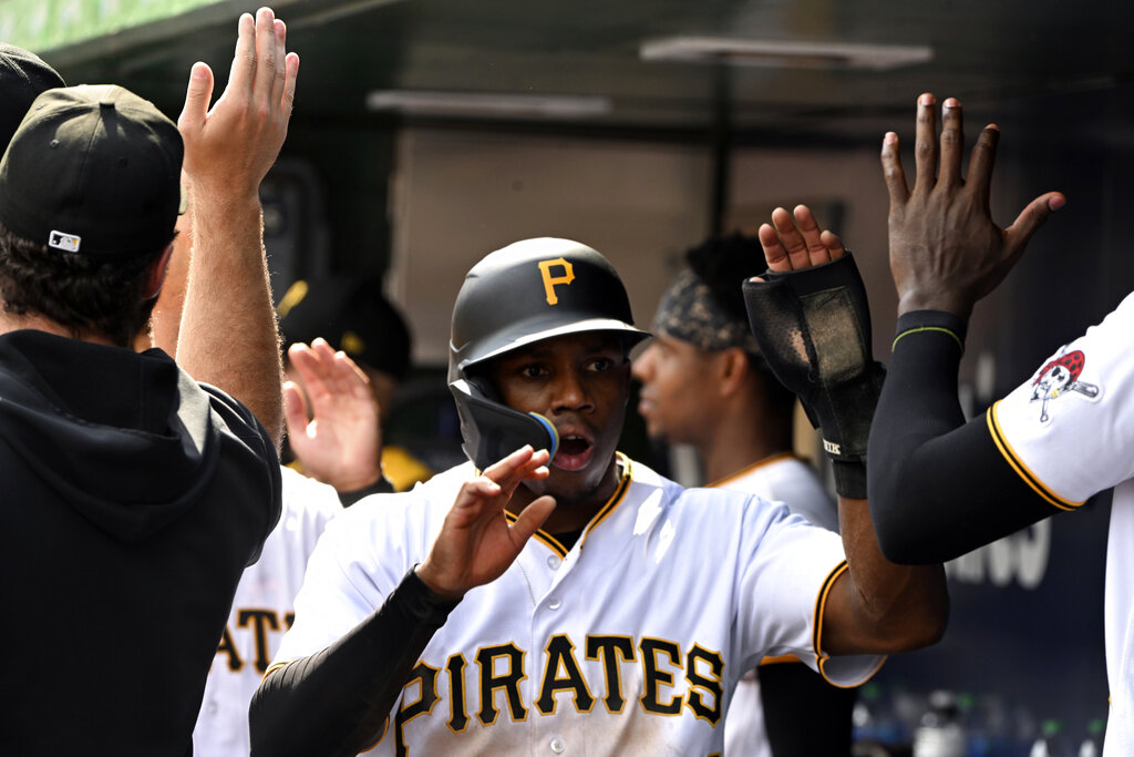 Reds vs Pirates Prediction, Odds, Moneyline, Spread & Over/Under for August 19