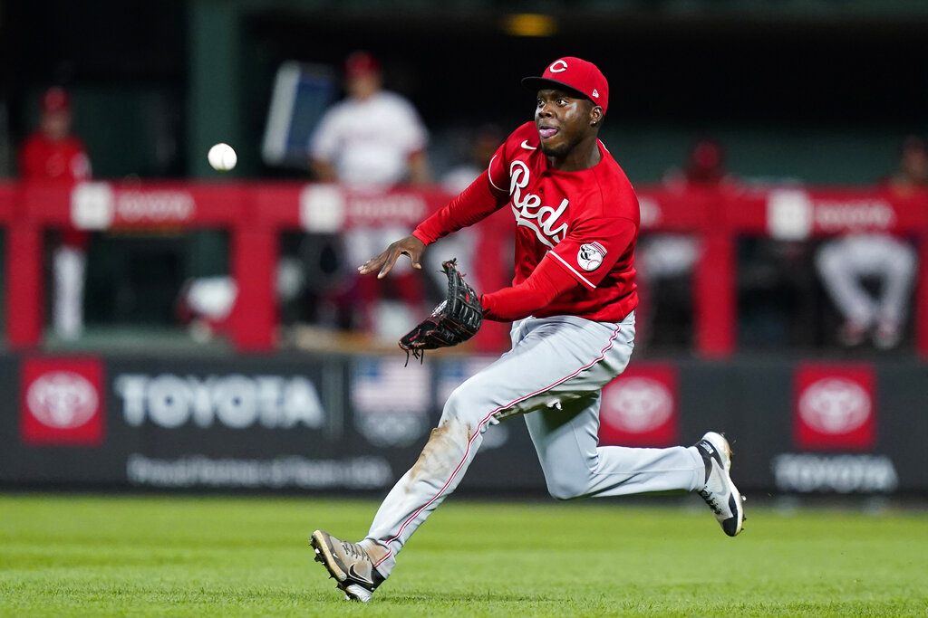 VIDEO: Even the Phillies Broadcast Reacted Perfectly to Aristides Aquino's Ridiculous Throw