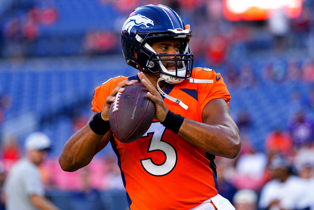 Who is Playing Monday Night Football Tonight? Start Time, Location, TV  Schedule for Broncos vs Seahawks Week 1