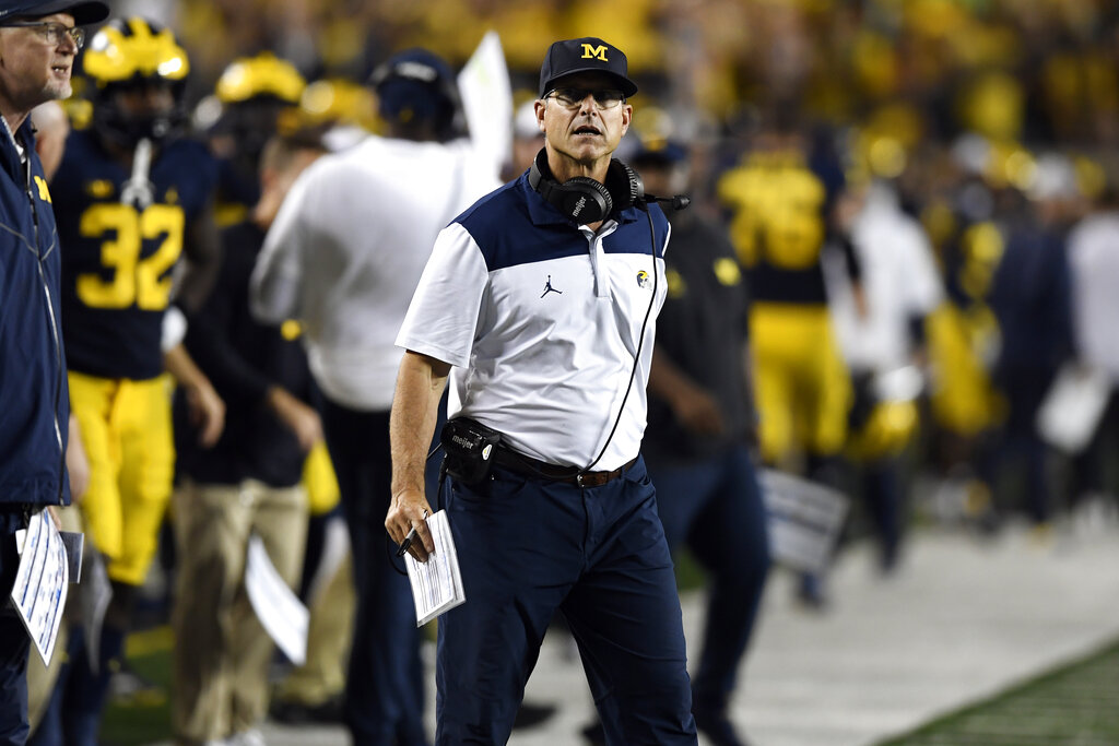 UConn vs Michigan Prediction, Odds & Betting Trends for College Football Game on FanDuel Sportsbook