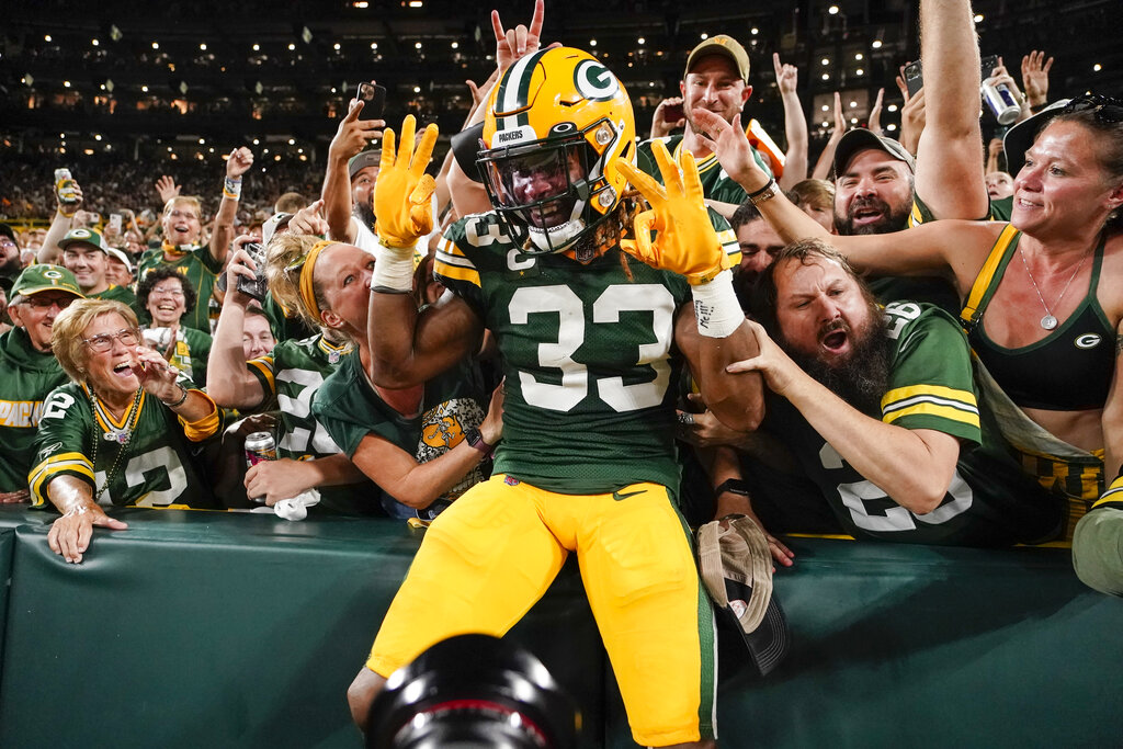 Week 3 Fantasy Picks: Start 'Em, Sit 'Em for Packers vs Buccaneers