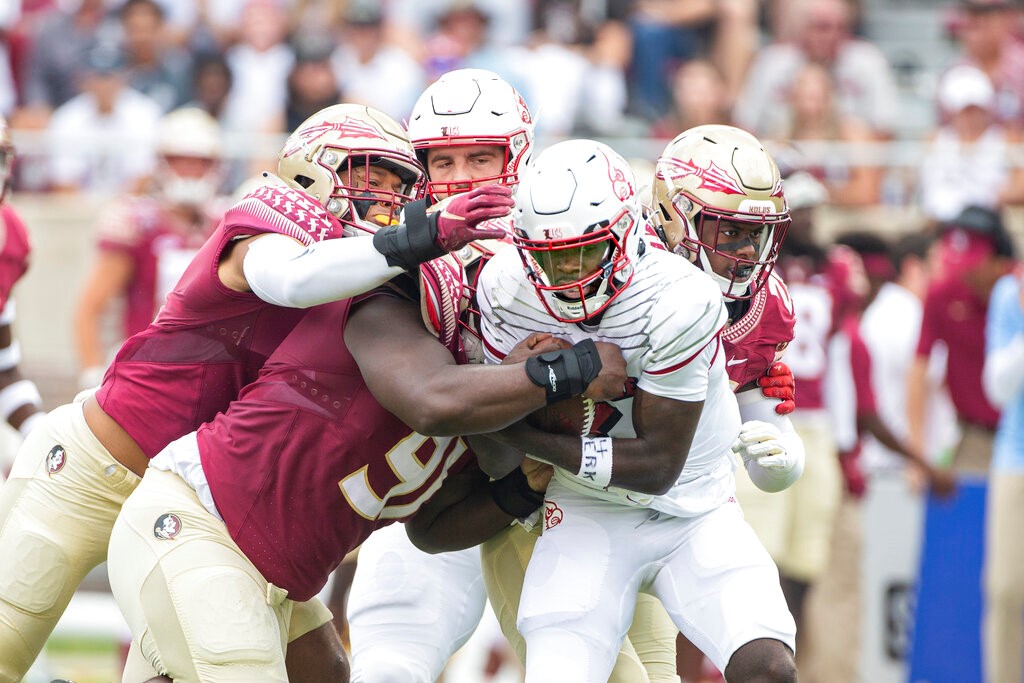 Louisville vs Boston College Prediction, Odds & Betting Trends for College Football Game on FanDuel Sportsbook