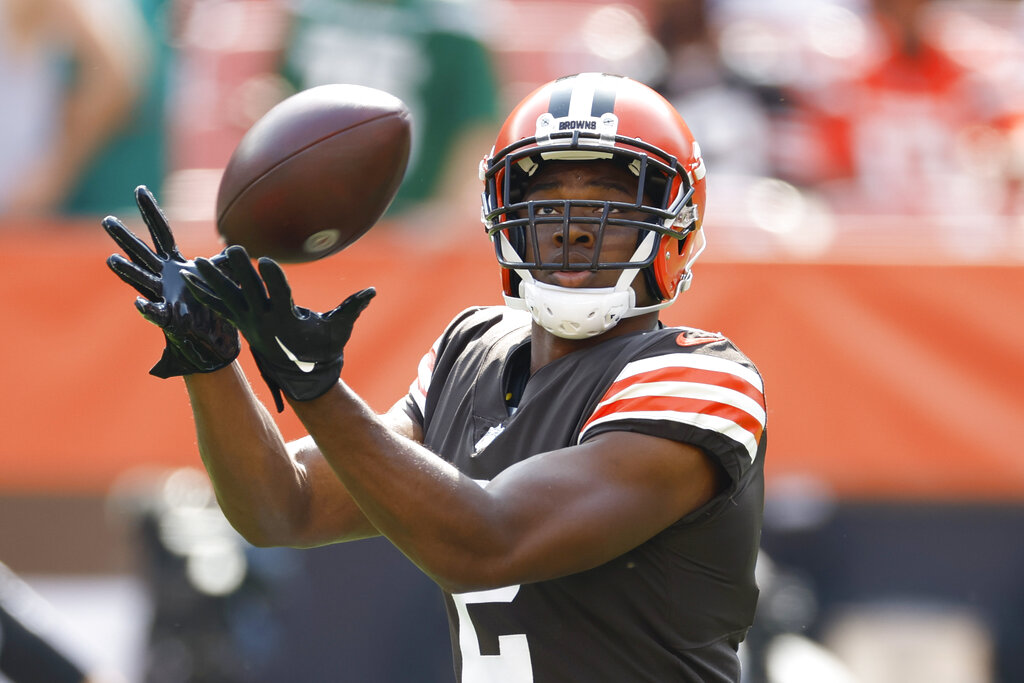 Browns Reveal Amari Cooper's Injury Status Ahead of Kickoff