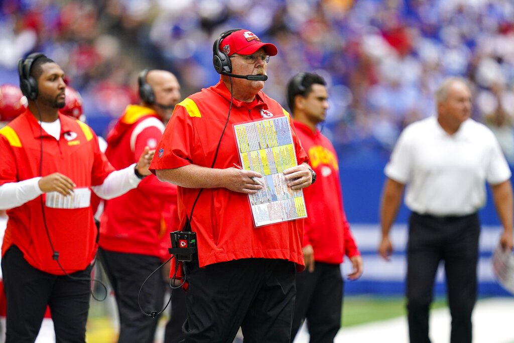 Chiefs Provide Final Week 14 Injury Updates for Joe Thuney and Kadarius Toney