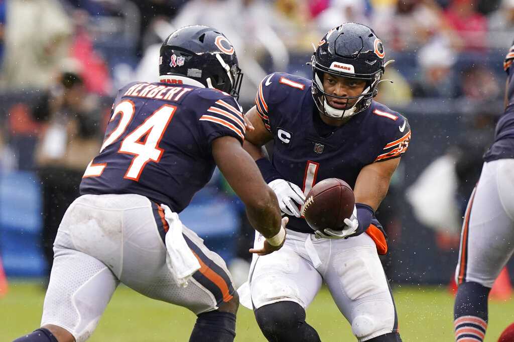 Week 4 Fantasy Picks: Start 'Em, Sit 'Em for Bears vs Giants