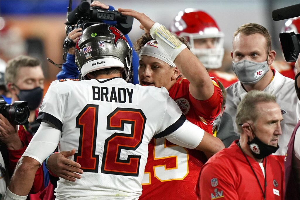 Patrick Mahomes Gives Hilarious Quote on Tom Brady Retirement