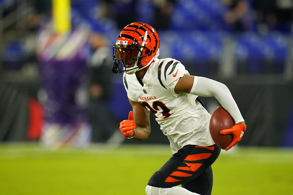 3 Best Prop Bets for Bengals vs Browns Monday Night Football Week 8 (Back Higgins to Thrive in Chase's Absence)