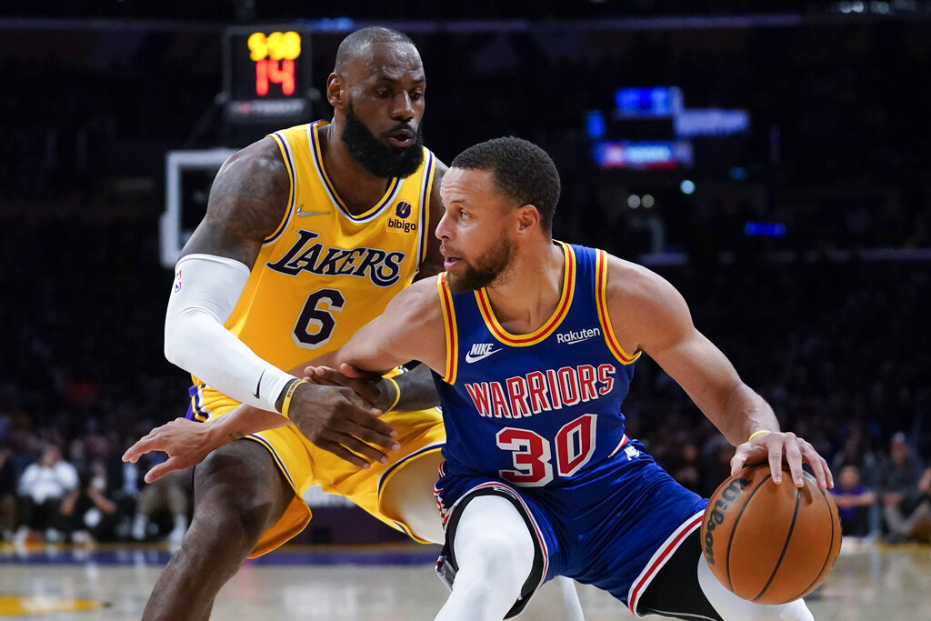 Lakers vs Warriors Prediction, Odds & Betting Insights for NBA Game on  FanDuel Sportsbook (Oct. 18)