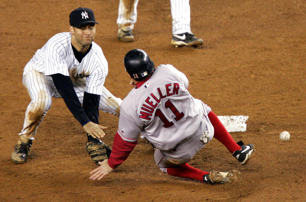 Derek Jeter Still Haunted By Yankees' 2004 Postseason Collapse
