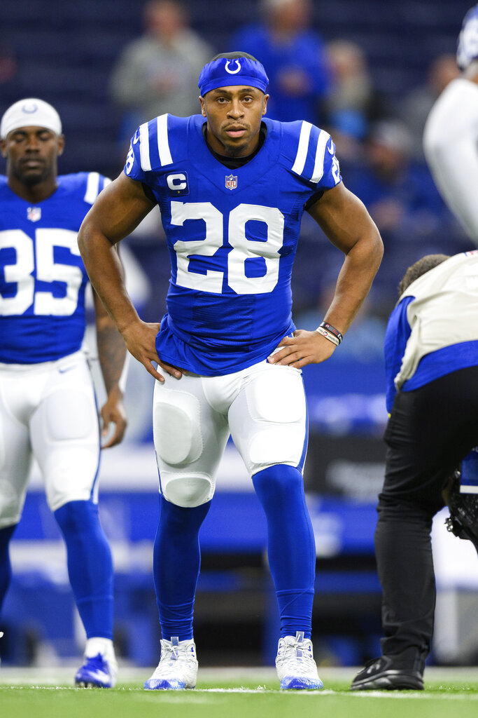 Colts Get Concerning Jonathan Taylor Injury Update to Begin Week 9