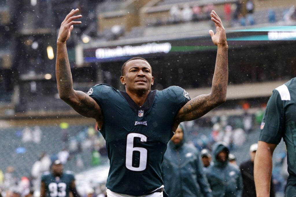 Week 9 Thursday Night Football Fantasy Picks: Start 'Em, Sit 'Em for Eagles vs Texans