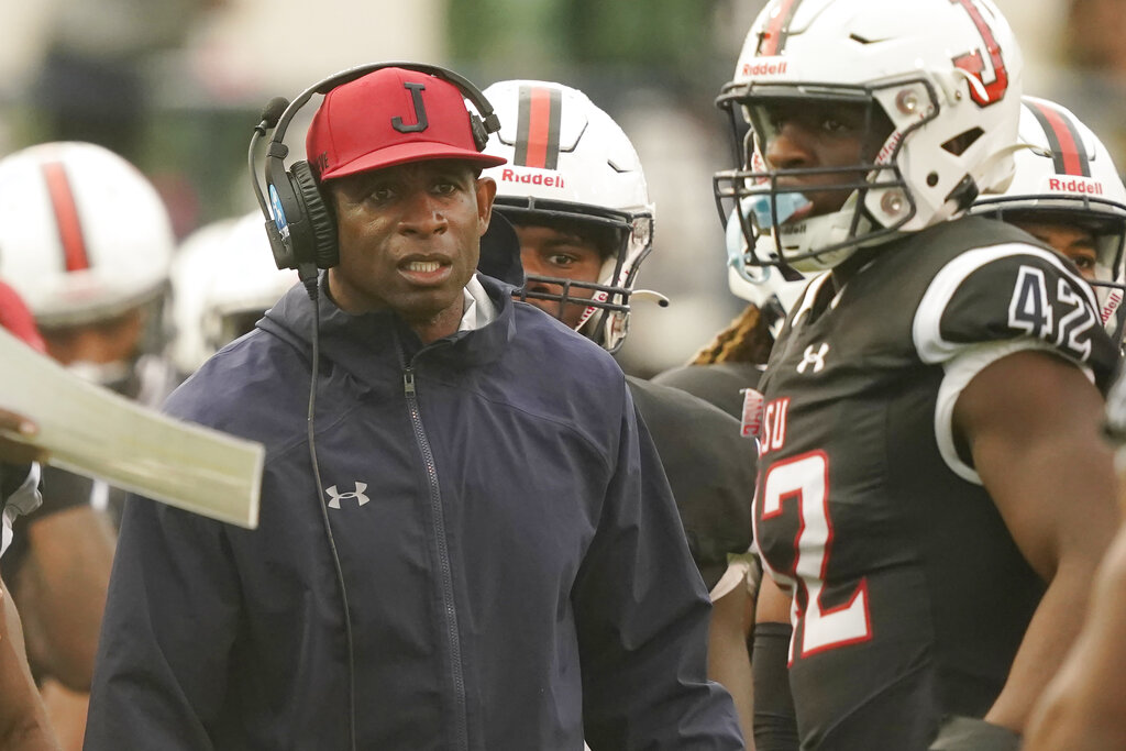 Deion Sanders Responds to Latest Auburn Coaching Rumors