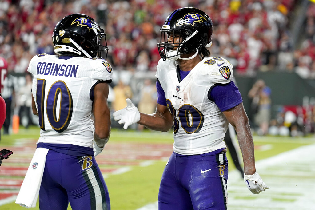 Week 9 Monday Night Football Fantasy Picks: Start 'Em, Sit 'Em for Ravens vs Saints