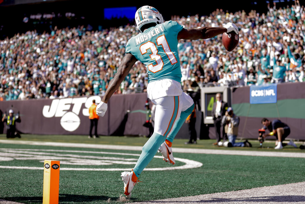 5 Immediate Trades to Make in Fantasy Football Week 10