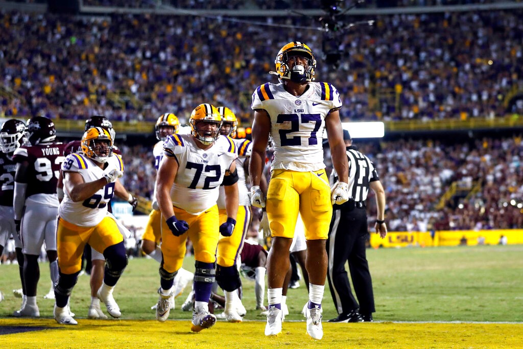 LSU vs Arkansas Prediction, Odds & Betting Trends for College Football Week 11 Game on FanDuel Sportsbook