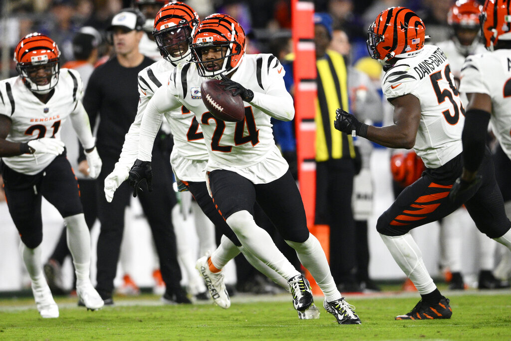 Top Fantasy Football Streaming Defenses for Week 11 (Bengals Get Juicy Matchup vs Steelers)