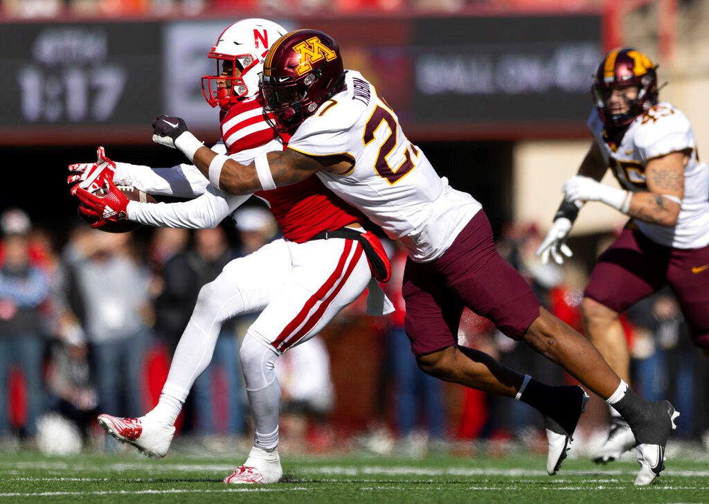 Iowa vs Minnesota Prediction, Odds & Best Bet for Week 12 (Bronze Pig Returns to Gophers)