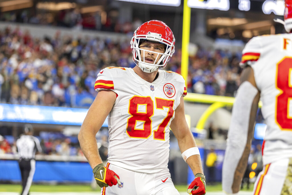 Rams vs Chiefs Prediction, Odds & Best Bets for Week 12 (Kansas City Blows  Out LA at Arrowhead Stadium)