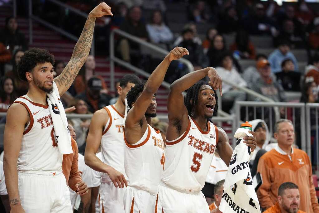 Illinois vs Texas Prediction, Odds & Best Bet for Dec. 6 (Don't Expect Fireworks at Madison Square Garden)