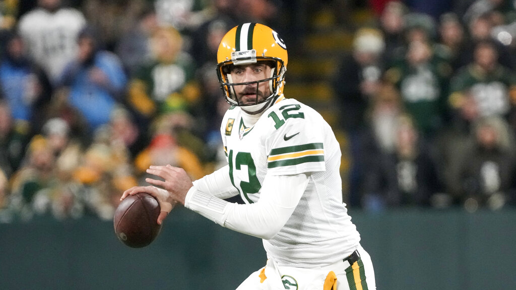 Packers vs Bears Opening Odds, Betting Lines & Prediction for Week 13 (Injured QBs Loom Large) 